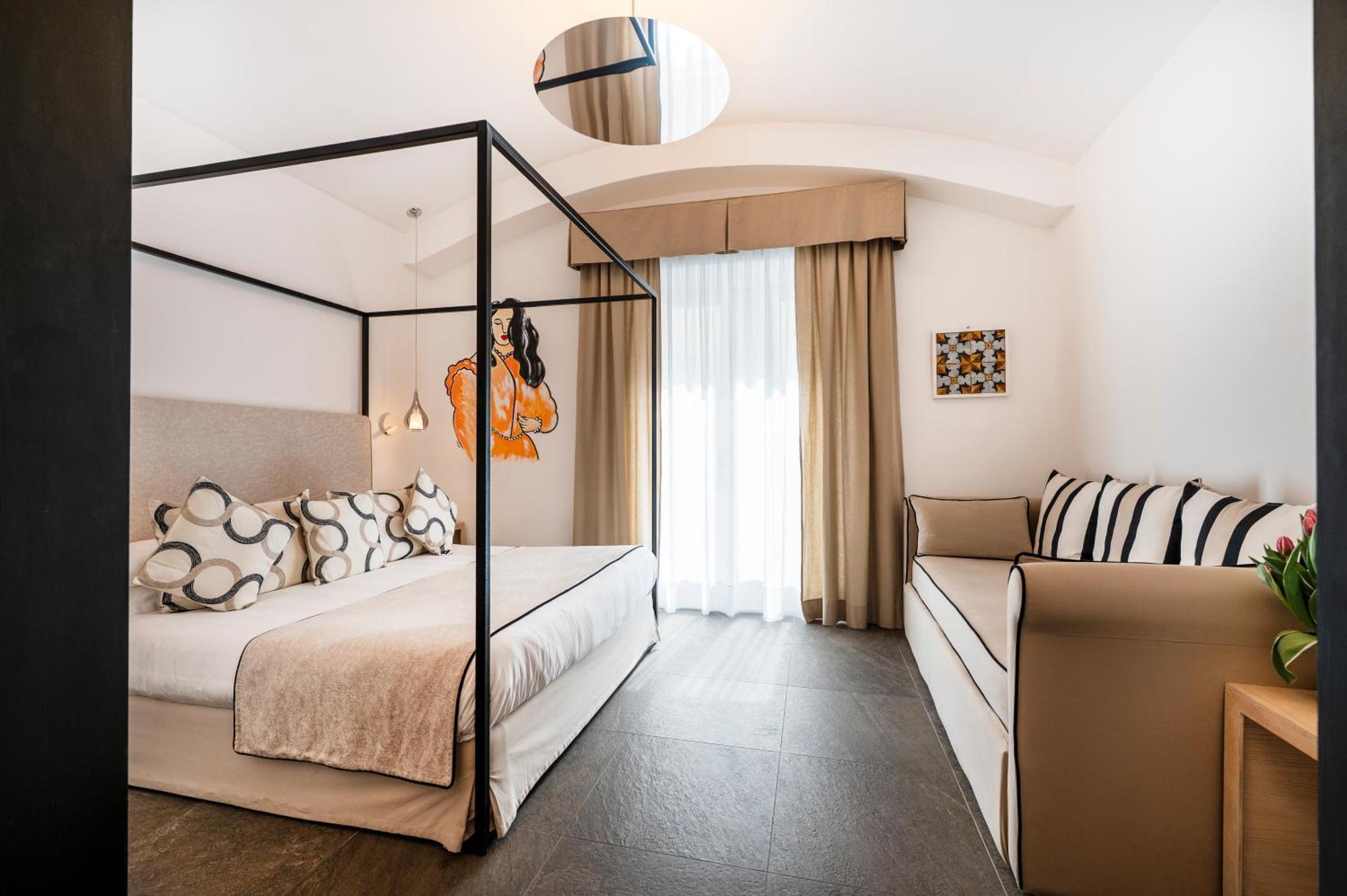 Aparthotel La Dimora Di Cornelia Sorrent Exterior foto