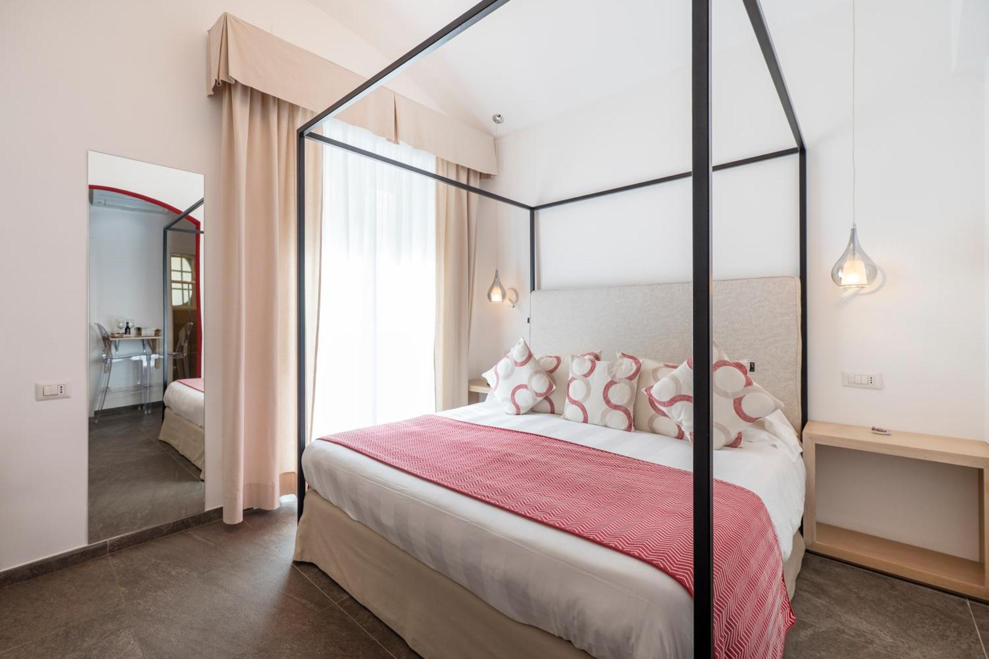 Aparthotel La Dimora Di Cornelia Sorrent Exterior foto